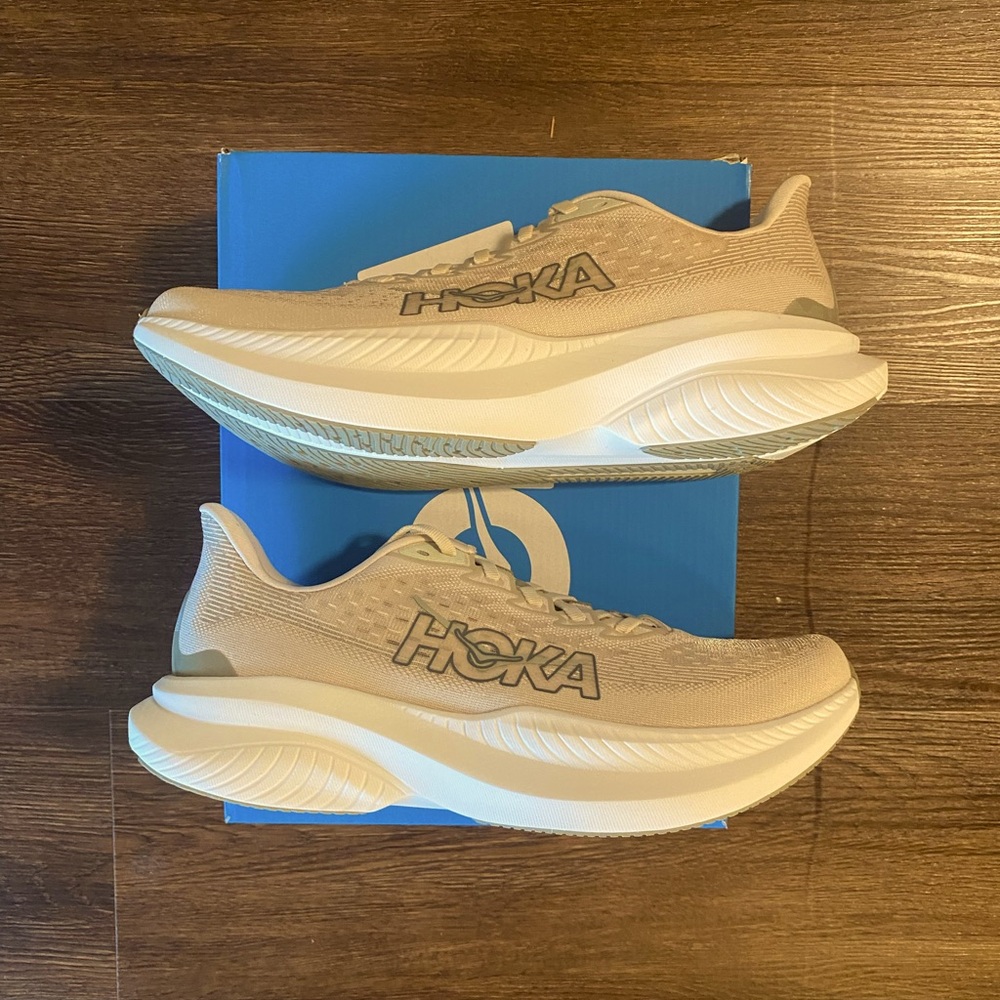 Hoka Mach 6